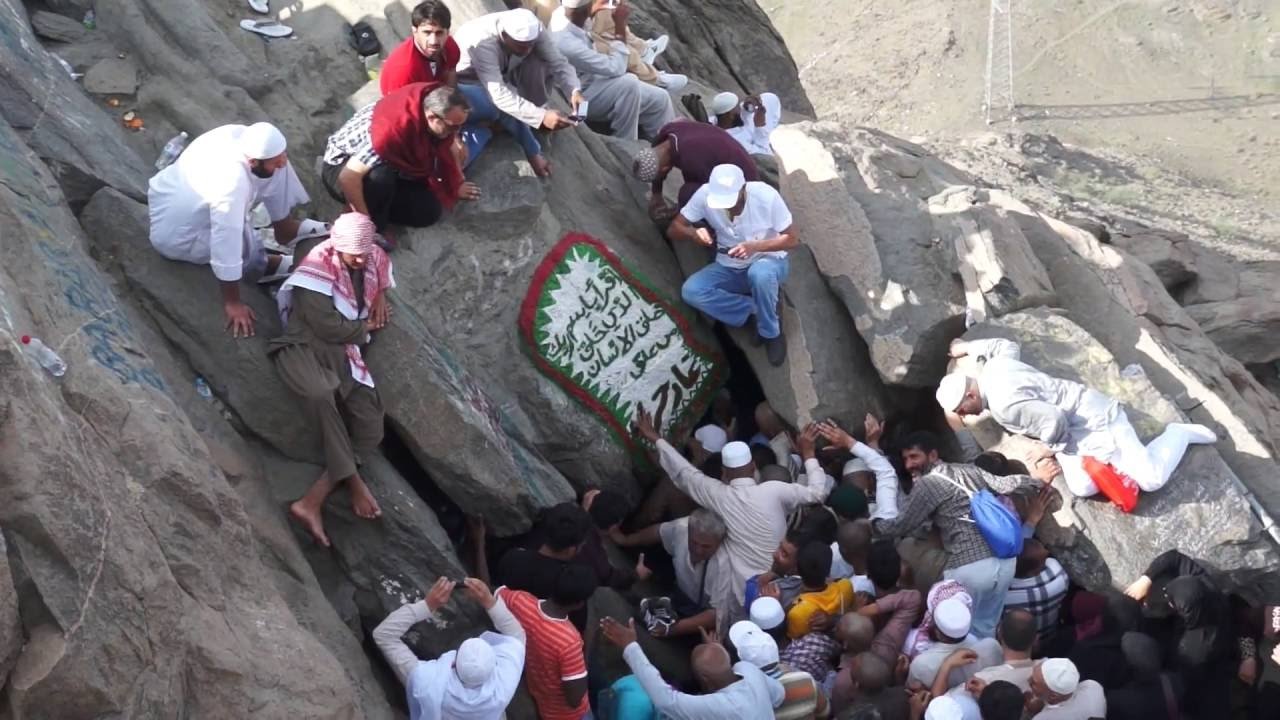  where the Cave of Hira is located